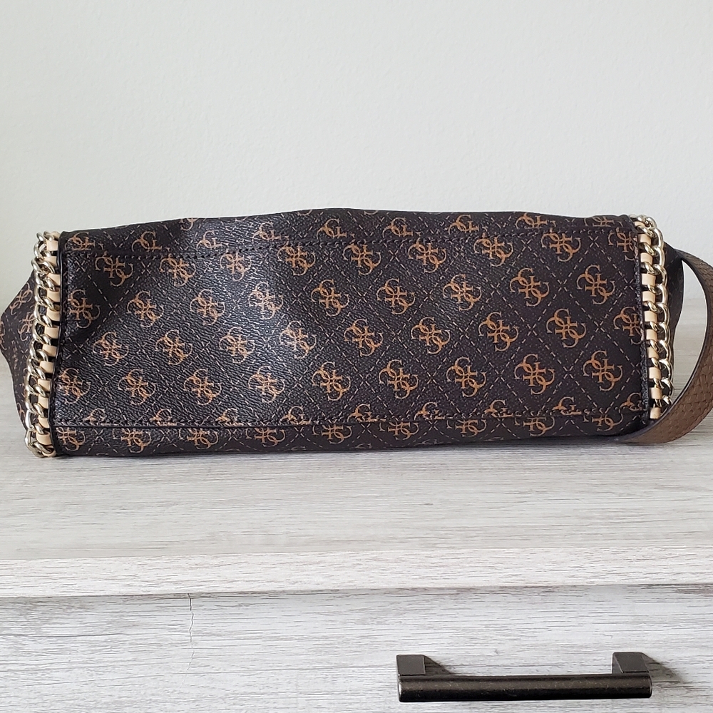 Guess Confidential Chain Handbag/Crossbody - Picture 15 of 17